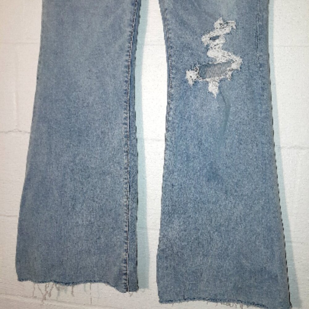 AE Next Level Ripped Super High-Waisted Flare Jean American Eagle Sz 12 Reg NWOT - Picture 4 of 12